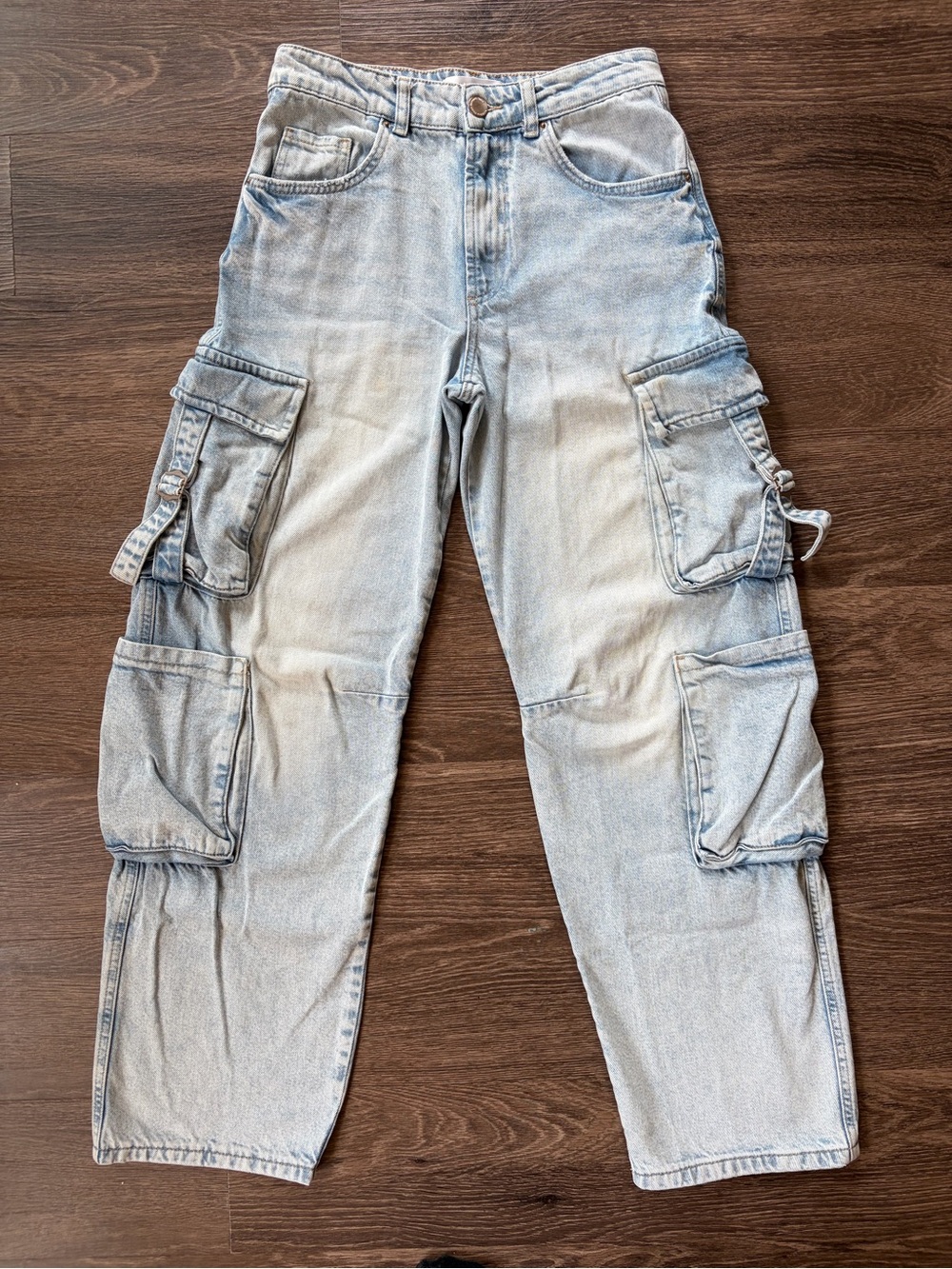Pull&Bear Light Wash Cargo Jeans | Y2K Baggy Utility Denim | Size US 2 / EU 34